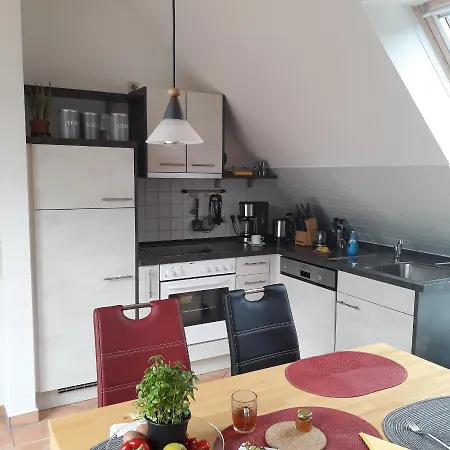 Traumblick Sellin: Spacious Beachside With Pool And Sauna Goehren (Ruegen)