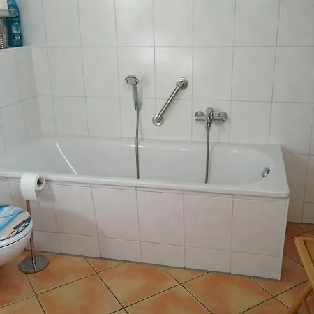 Traumblick Und Komfort - Lichtdurchflutete 85 Qm Nahe Südstrand Inklusive Schwimmbad Und Sauna Im Ahoi Sellin Goehren (Ruegen)