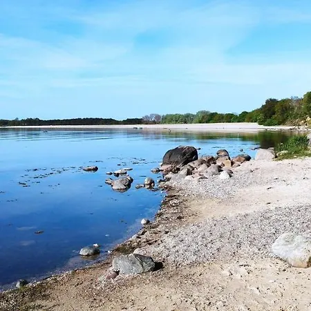 Traumblick Und Komfort - Lichtdurchflutete 85 Qm Nahe Südstrand Inklusive Schwimmbad Und Sauna Im Ahoi Sellin