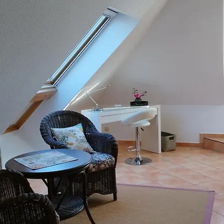 Traumblick Sellin: Spacious Beachside With Pool And Sauna Apartment Goehren (Ruegen)