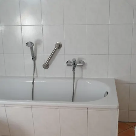 Apartamento Traumblick Und Komfort - Lichtdurchflutete 85 Qm Nahe Südstrand Inklusive Schwimmbad Und Sauna Im Ahoi Sellin *
