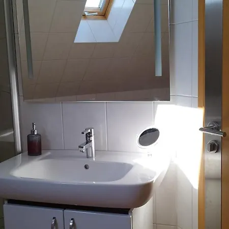 Traumblick Und Komfort - Lichtdurchflutete 85 Qm Nahe Südstrand Inklusive Schwimmbad Und Sauna Im Ahoi Sellin Goehren (Ruegen)