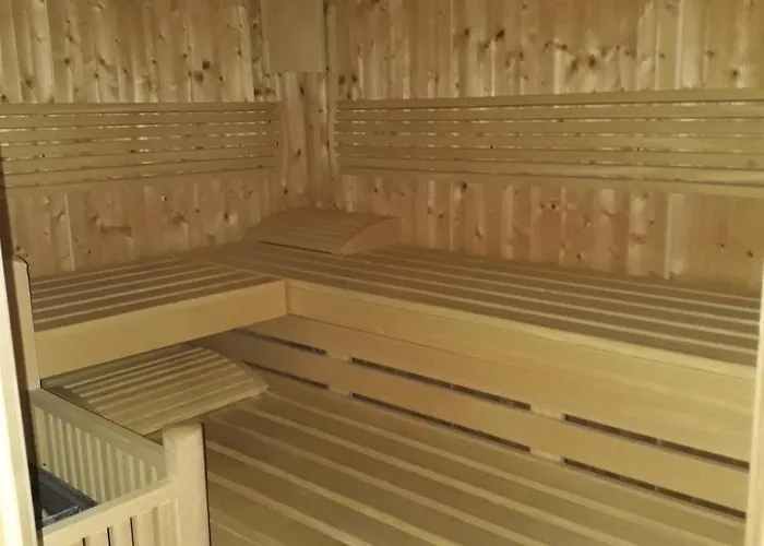 Traumblick Und Komfort - Lichtdurchflutete 85 Qm Nahe Suedstrand Inklusive Schwimmbad Und Sauna Im Ahoi Sellin * غورين